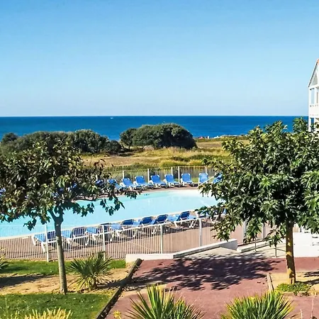 Garden And Sea 2-4 Pers-vue Mer-piscines By Interhome *