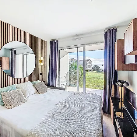 Garden And Sea 2-4 Pers-vue Mer-piscines By Interhome Les Sables-dʼOlonne